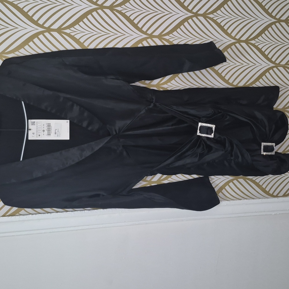 Zara Elegant Black Dress with Buckle Detail
